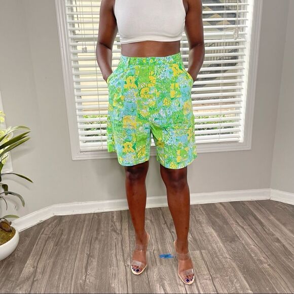 LILLY PULITZER Vintage White Label Koala Sun Bermuda Shorts Key West - Picture 2 of 16